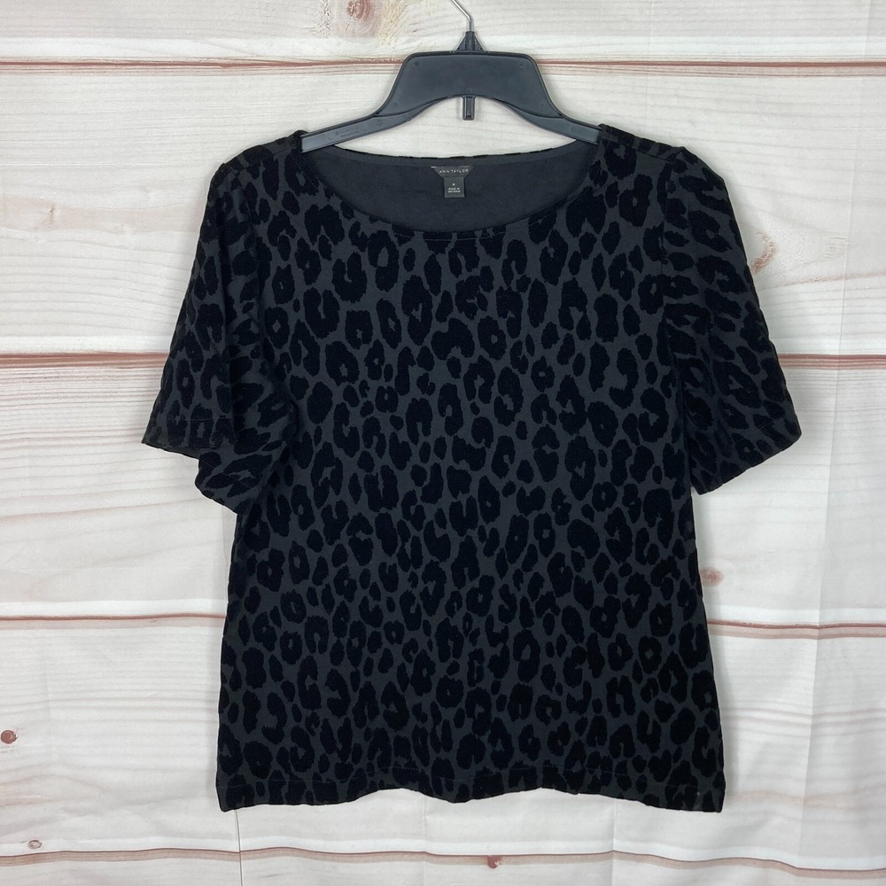 Ann Taylor Top Womens M Black Velvet Leopard T-Shirt Boat Neck Short Sleeve